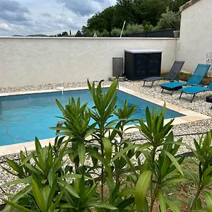 vacances-aux-pieds-des-gorges.hotels-rhonealpes.com/