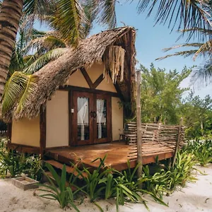 Glamp Ikal Campo de lujo Tulum